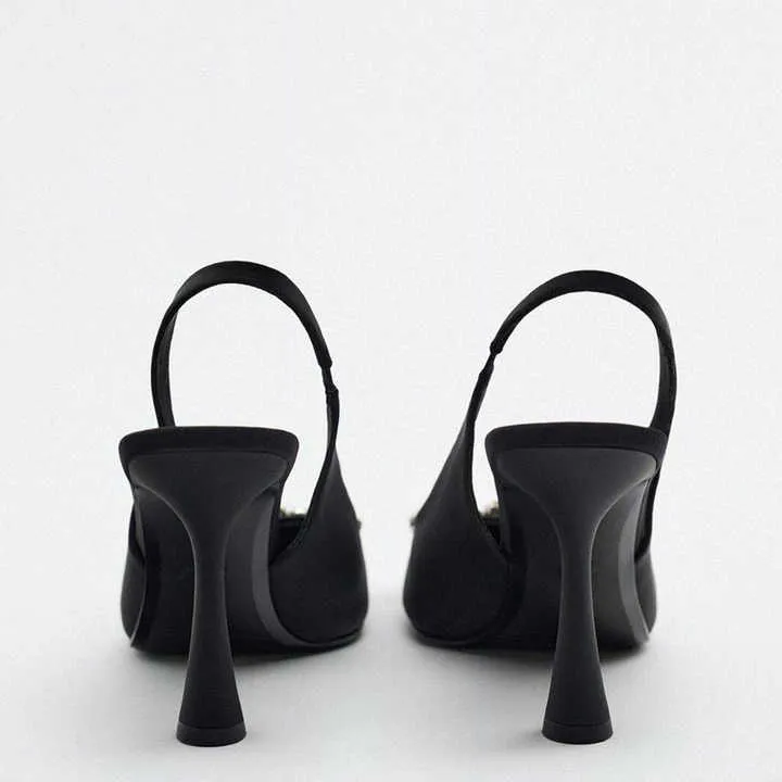 كعب نسائي عالي - women's high heels
