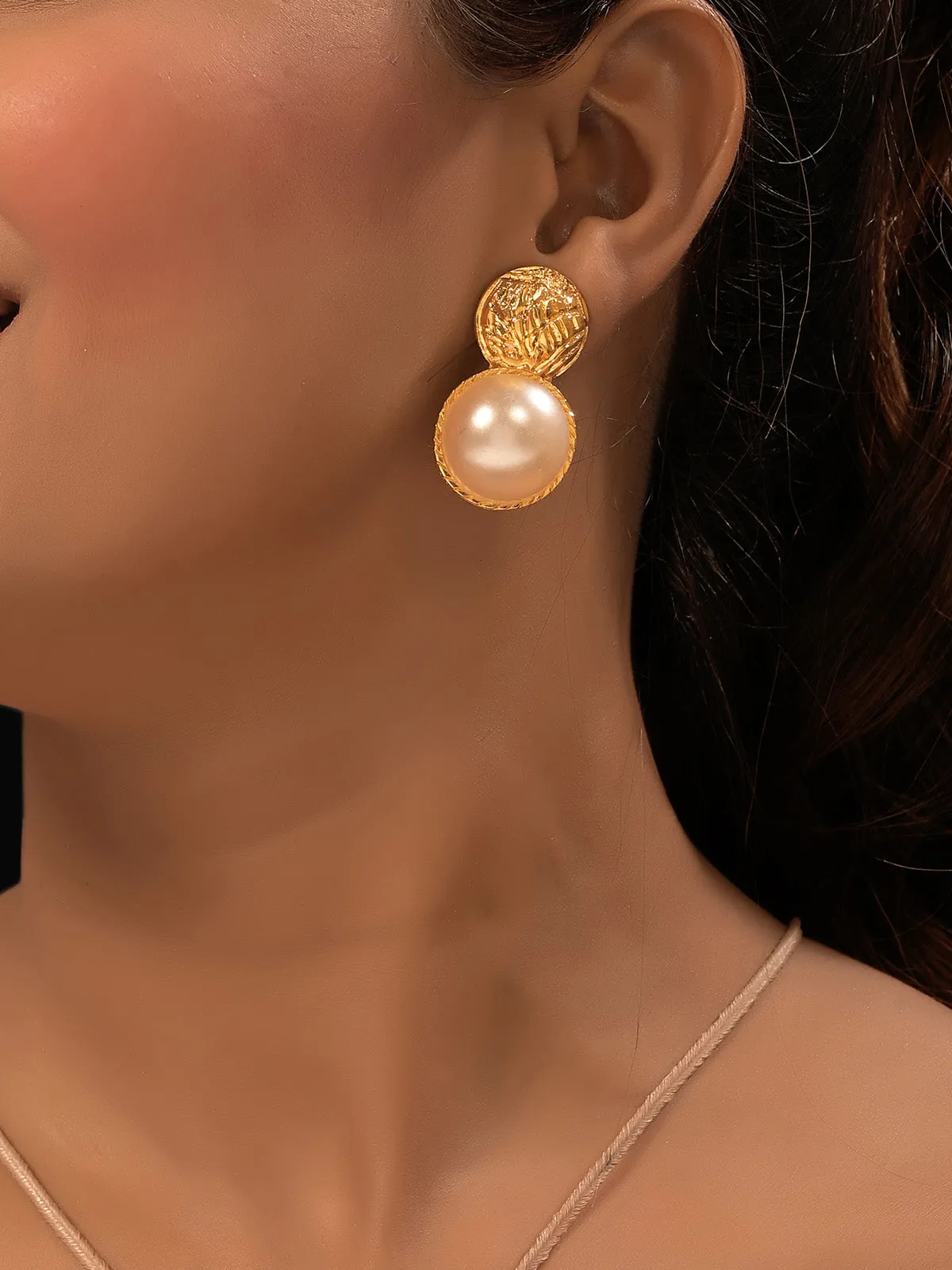 Minzie Studs